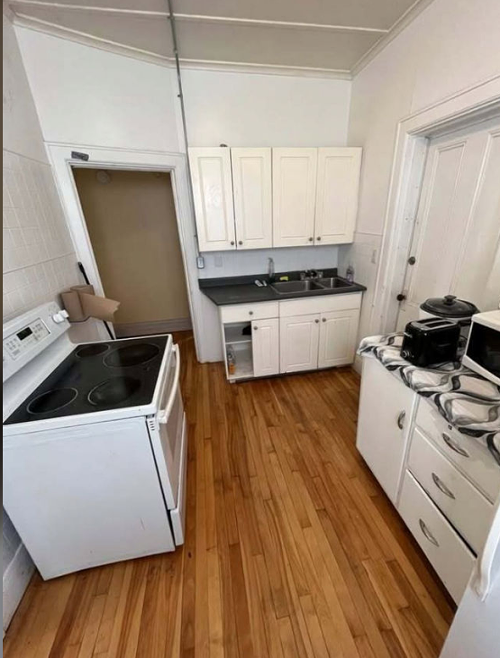 70 Brunswick St - 2 - Room 5